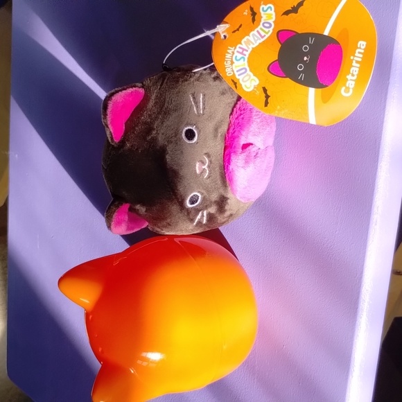 Squishmallow Halloween Mystery Squad - Catarina - Picture 2 of 3